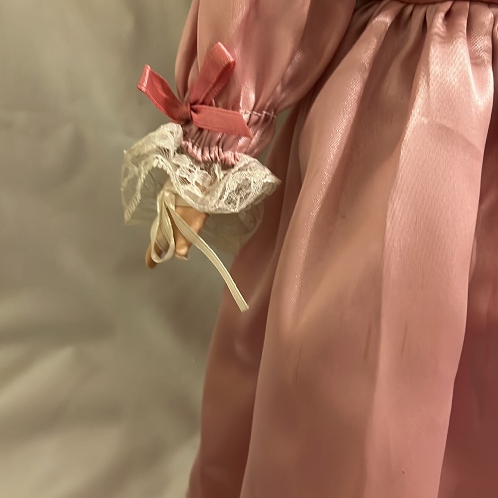 Vintage Porcelain Doll - Picture 6 of 6